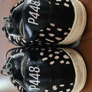 P448 Black and Pink Sneakers Modern Design